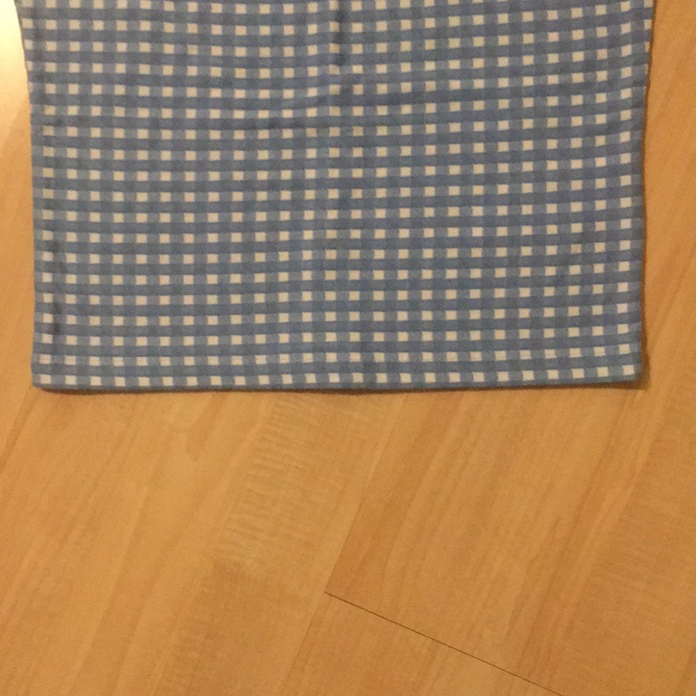 NWOT Cute Subdued Cropped Top - Picture 4 of 6
